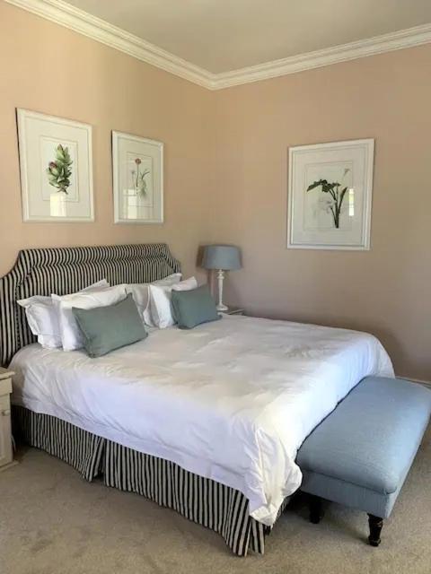 Largest One Bed Apartment & Private Pool In The Hoek Franschhoek Exterior photo